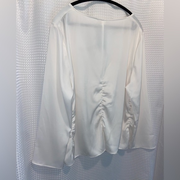 Women’s H&M long sleeved gathered front silky white top size XXL NWT‎ - Picture 8 of 10